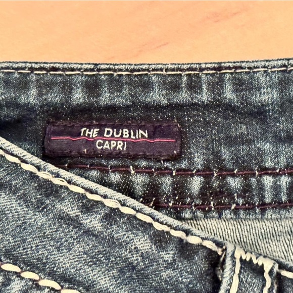 Blue Jeans size 11/12 small callout in pictures small tear - Picture 3 of 5